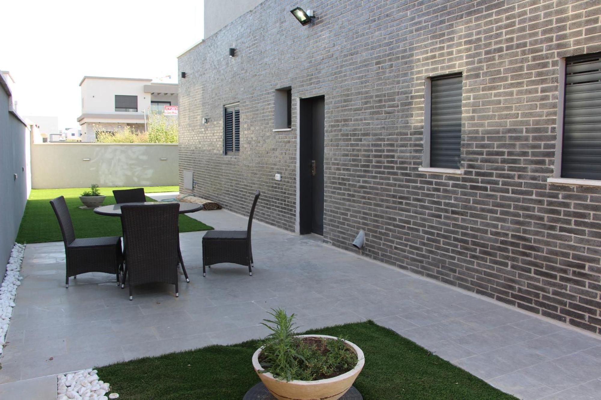 Ferienwohnung Desert Bird Qiryat Gat Exterior foto